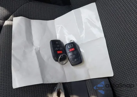 2024 Toyota Bz4X Xle из США, поврежденный, VIN JTMABACA3RA059575